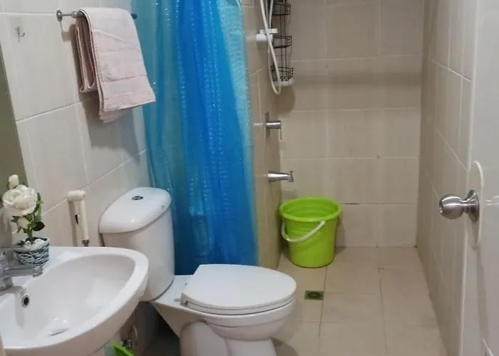 Cozy Simple 1 Bedroom Манила