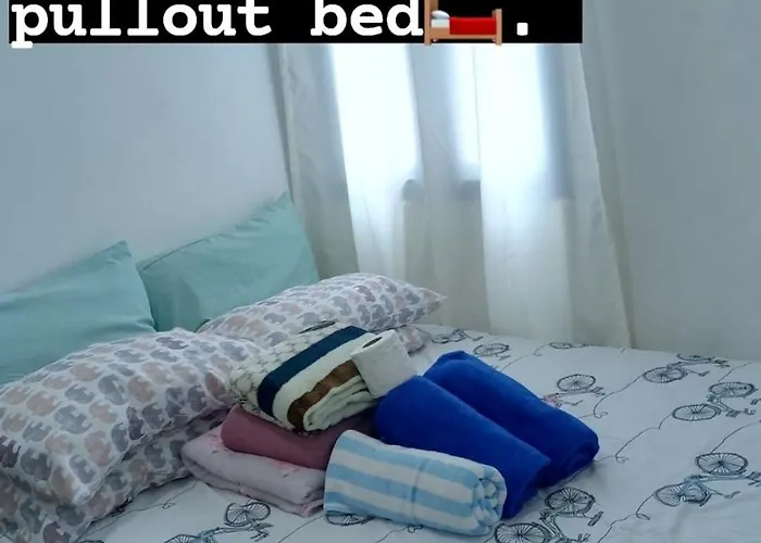 Cozy Simple 1 Bedroom *